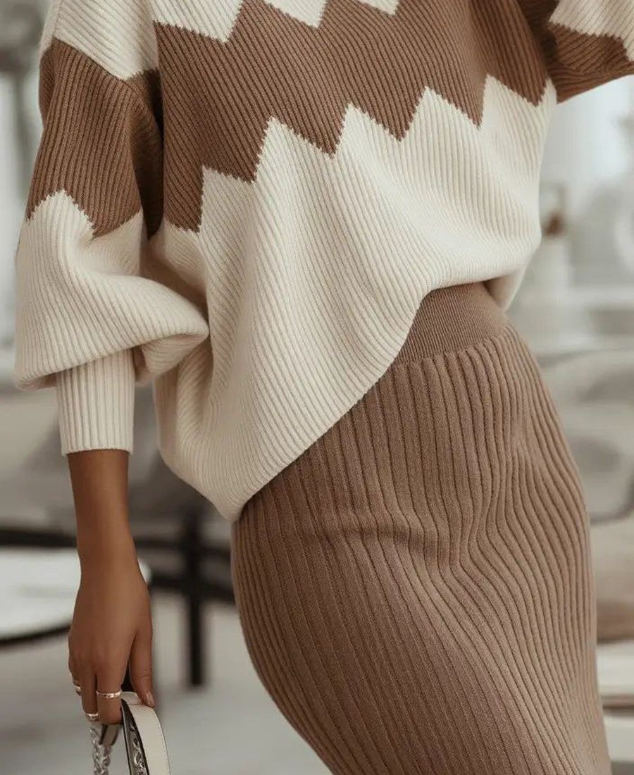 Women's Sweaters — Style 14