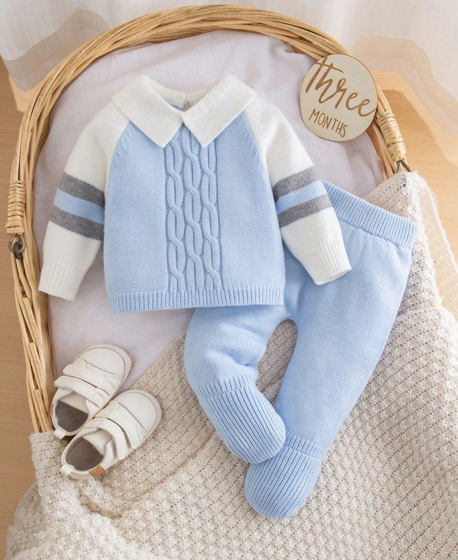Women's Sweaters — Style 21